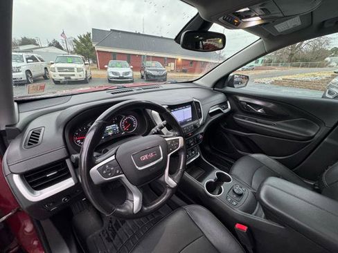 Used 2018 GMC Terrain SLT image 9