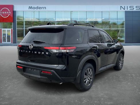 New 2026 Nissan Pathfinder SV image 5