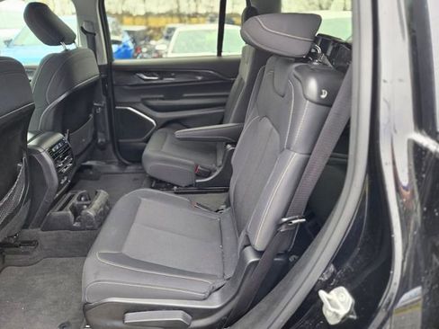 Certified 2022 Jeep Grand Cherokee L Laredo w/ Luxury Tech Group I AWD/4WD image 10