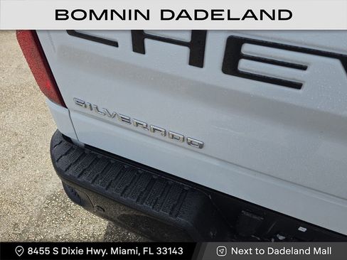 Used 2025 Chevrolet Silverado 1500 ZR2 image 9
