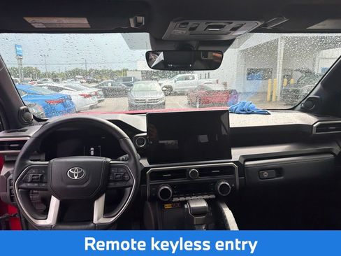 Used 2025 Toyota 4Runner Limited AWD/4WD image 16