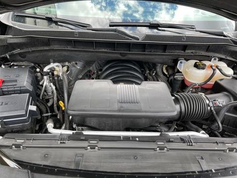 Used 2025 Chevrolet Tahoe LT AWD/4WD image 21