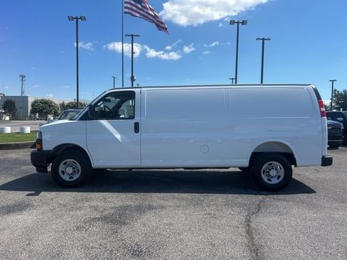 New 2026 Chevrolet Express 2500 Extended w/ Driver Convenience Package RWD image 6