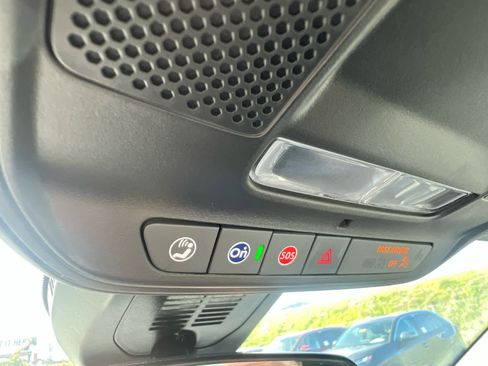 Used 2025 Chevrolet Equinox LT image 22