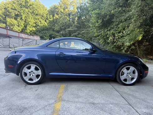 Used 2005 Lexus SC 430 Convertible RWD image 4