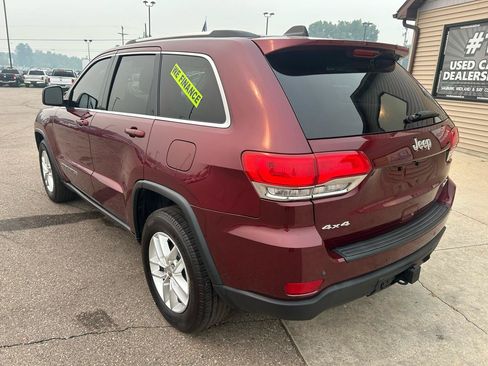 Used 2017 Jeep Grand Cherokee Laredo w/ Quick Order Package 23E AWD/4WD image 7