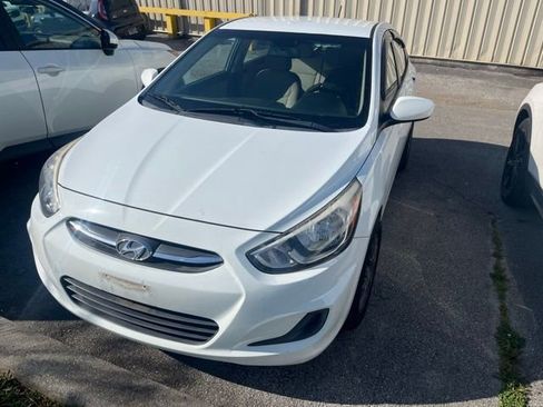 Used 2015 Hyundai Accent GLS FWD image 1