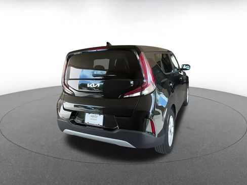 Used 2025 Kia Soul LX w/ LX Technology Package image 14
