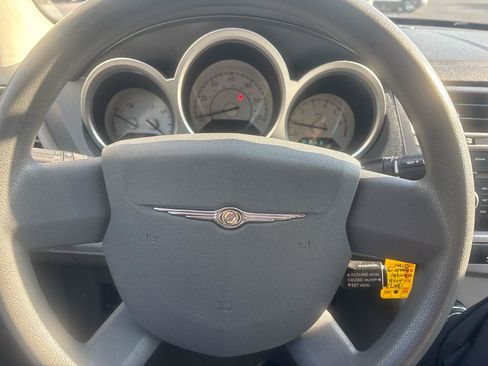 Used 2008 Chrysler Sebring Touring FWD image 15