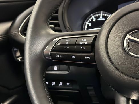 Used 2025 MAZDA MAZDA3 s image 20