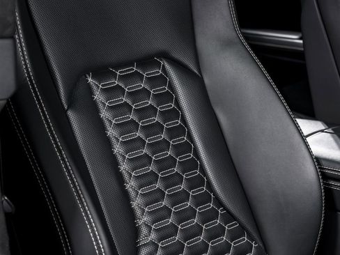 Used 2021 Lamborghini Urus image 44