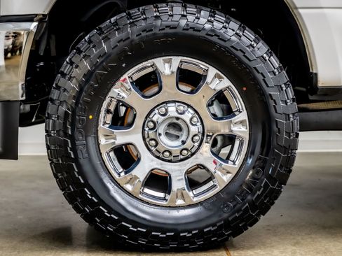 Used 2020 Ford F350 Lariat w/ Lariat Ultimate Package image 38