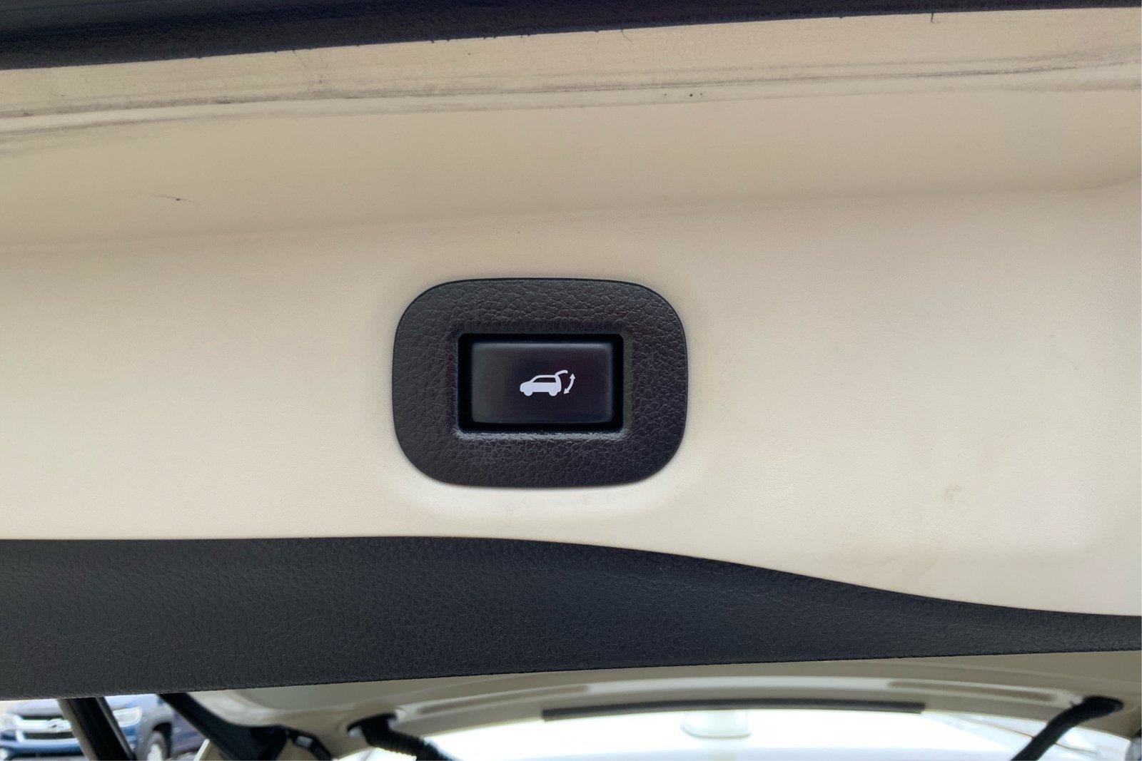 Used 2020 Nissan Rogue SV AWD/4WD image 30