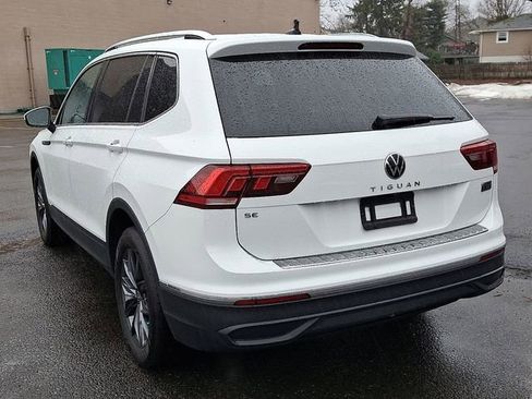 Certified 2022 Volkswagen Tiguan SE image 8