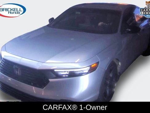 Used 2025 Honda Accord Sport image 1