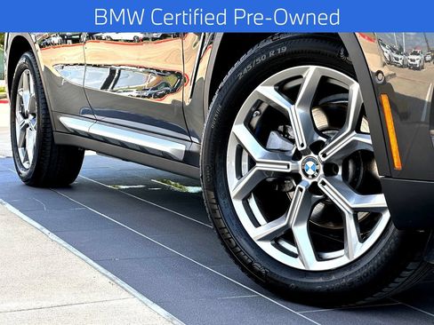 Certified 2024 BMW X4 xDrive30i w/ Parking Assistance Package AWD/4WD image 2