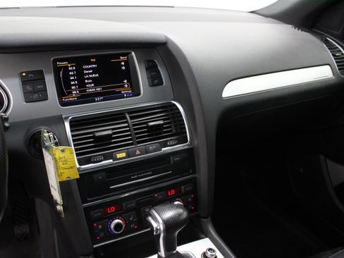 Used 2014 Audi Q7 3.0T S line Prestige AWD/4WD image 16