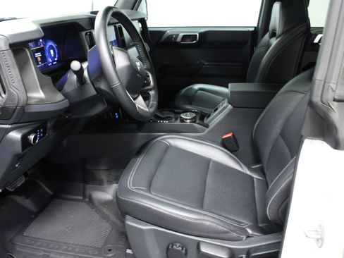 Used 2025 Ford Bronco Big Bend AWD/4WD image 17