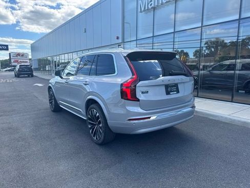 Certified 2025 Volvo XC90 B6 Plus AWD/4WD image 3