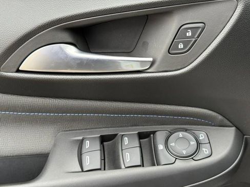 New 2026 Buick Envista Sport Touring image 21