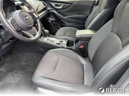 Used 2022 Subaru Forester Premium AWD/4WD image 21