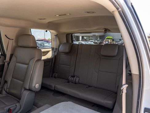 Used 2016 Chevrolet Tahoe LTZ AWD/4WD image 19