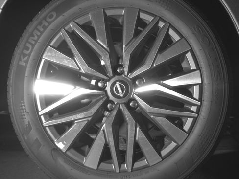 Used 2025 Nissan Altima 2.5 SV image 15