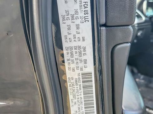 Used 2020 Jeep Grand Cherokee Summit image 29