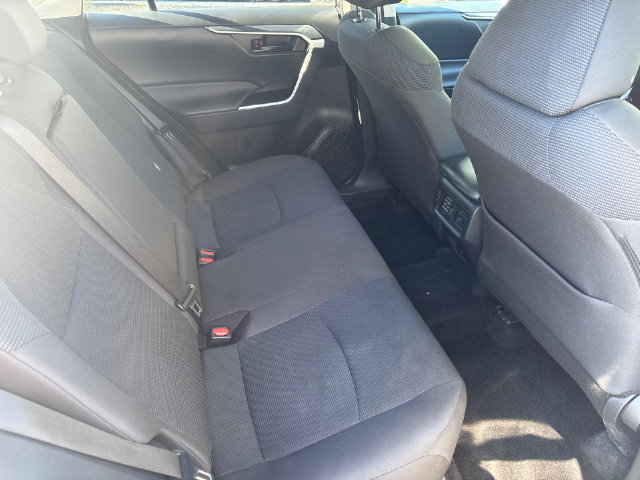 Certified 2025 Toyota RAV4 LE FWD image 17