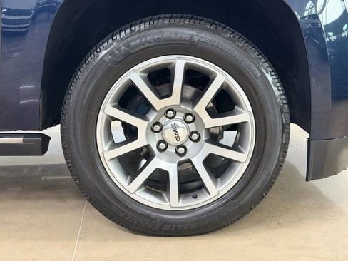 Used 2019 GMC Yukon Denali AWD/4WD image 10