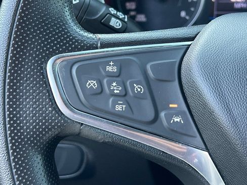 Used 2020 Chevrolet Equinox LT FWD image 31