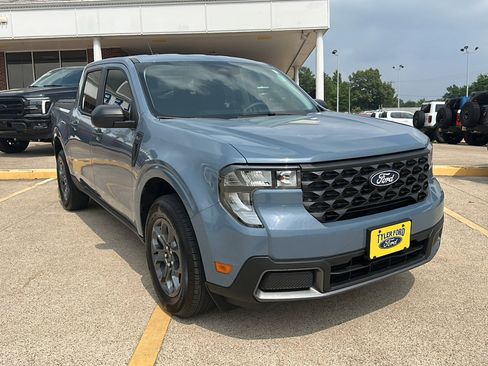 Used 2025 Ford Maverick XLT FWD image 1
