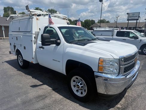 Used 2013 Chevrolet Silverado 2500 W/T RWD image 4