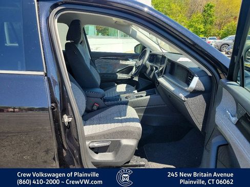 Certified 2025 Volkswagen Tiguan S AWD/4WD image 16