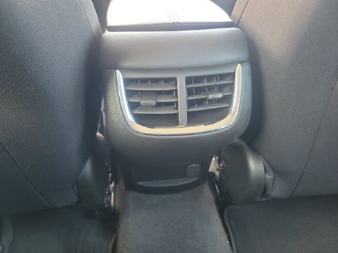 Used 2024 Chevrolet Malibu LT FWD image 14