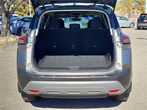 Certified 2021 Nissan Rogue SV image 11