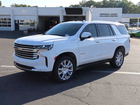 Used 2023 Chevrolet Tahoe High Country w/ Premium Package AWD/4WD image 17