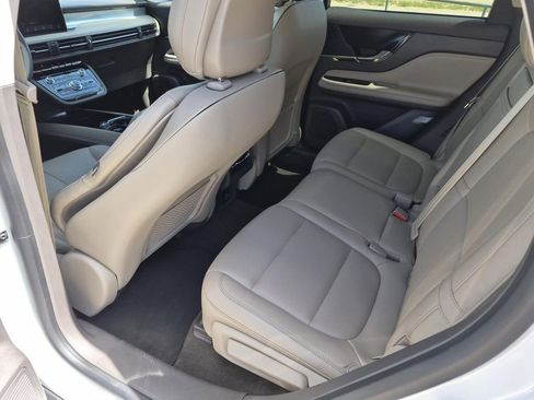 Used 2020 Lincoln Corsair FWD w/ Premium Package image 14