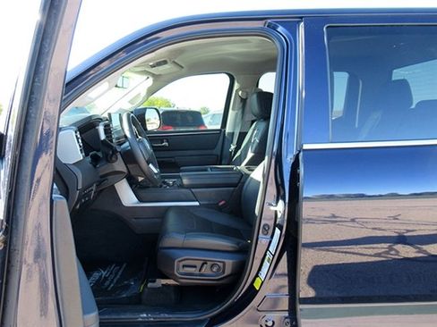 Used 2024 Toyota Tundra Limited image 10