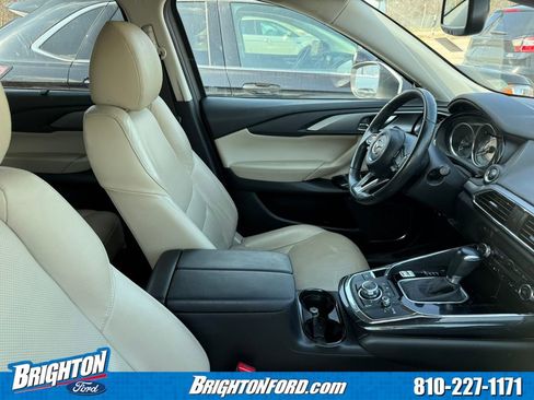 Used 2018 MAZDA CX-9 Touring w/ Touring Premium Package image 7