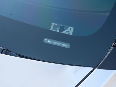 Used 2018 Tesla Model 3 Long Range image 76