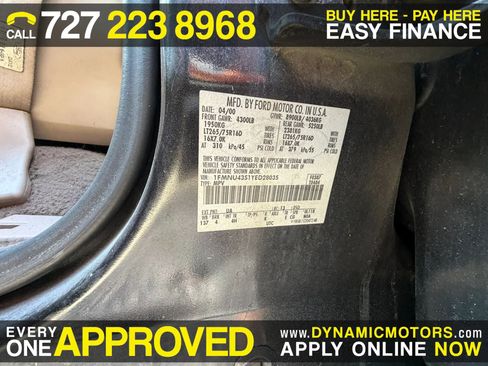 Used 2000 Ford Excursion Limited image 1