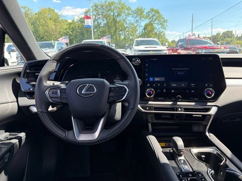 Used 2025 Lexus RX 350 F Sport w/ Convenience Package AWD/4WD image 34