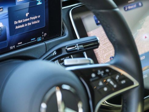 Used 2025 Mercedes-Benz E 350 Sedan image 20