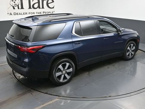 Used 2023 Chevrolet Traverse LT w/ LT Premium Package image 42