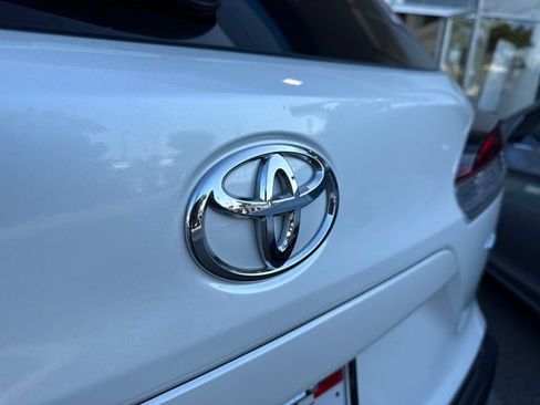 Used 2024 Toyota Corolla Cross LE FWD image 31