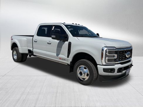 New 2026 Ford F350 Platinum AWD/4WD image 4