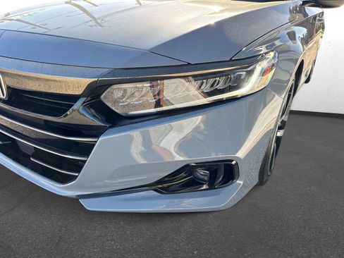 Used 2022 Honda Accord Sport image 9