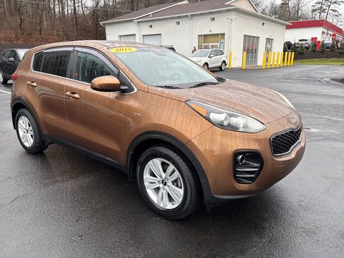 Used 2018 Kia Sportage LX image 7