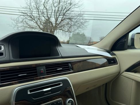 Used 2015 Volvo XC70 T5 Platinum image 23